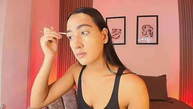 Nikolbrice online show from March 15, 2026, 7:09 pm