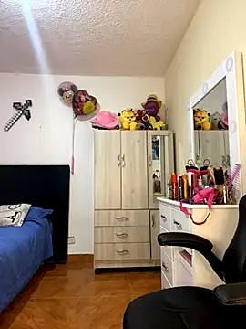 Snapshot of Miichii chatting on October 8, 2025, 12:08 am Miichii online show from October 8, 2025, 12:08 am