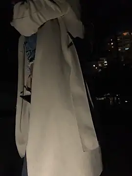 Zoe riivas online show from November 6, 2025, 11:37 pm