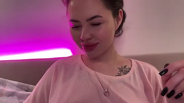 Snapshot of AlmaryKim chatting on September 27, 2025, 8:25 pm AlmaryKim online show from September 27, 2025, 8:25 pm