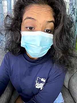 Snapshot of SukiyamaAsia chatting on November 14, 2025, 6:45 am SukiyamaAsia online show from November 14, 2025, 6:45 am