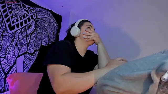 Anny ferrer1 online show from March 18, 2026, 9:51 pm