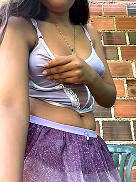 Snapshot of Sweed-virgin-pussy chatting on October 31, 2025, 2:40 pm Sweed-virgin-pussy online show from October 31, 2025, 2:40 pm