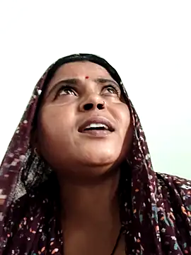 Snapshot of Monalisa22y chatting on October 21, 2025, 5:52 am Monalisa22y online show from October 21, 2025, 5:52 am