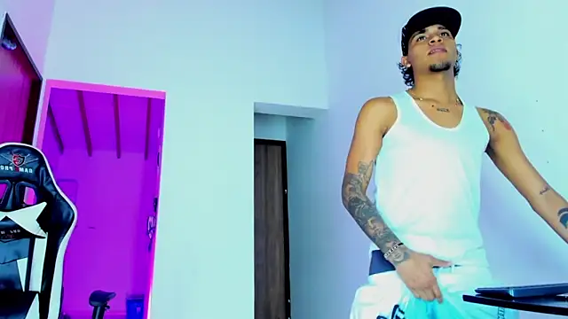 daddys insanee online show from October 9, 2025, 2:53 am