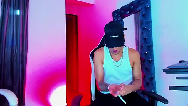 daddys insanee online show from November 8, 2025, 2:23 am