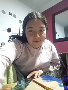 Snapshot of annyaparis chatting on October 6, 2025, 5:49 am annyaparis online show from October 6, 2025, 5:49 am