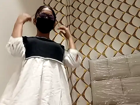 Snapshot of dubyzubygirl chatting on October 5, 2025, 10:02 am dubyzubygirl online show from October 5, 2025, 10:02 am