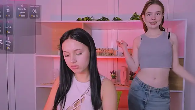 Snapshot of vivy_star1 chatting on October 16, 2025, 10:00 pm vivy star1 online show from October 16, 2025, 10:00 pm