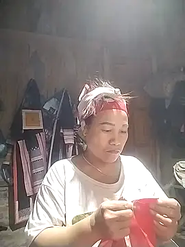 asakaka online show from October 22, 2025, 1:55 pm