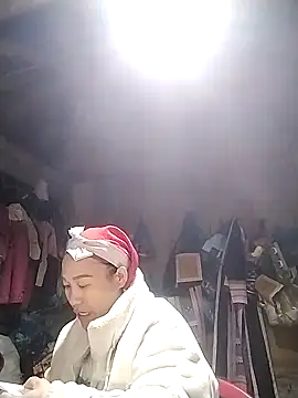 asakaka online show from October 23, 2025, 2:00 am