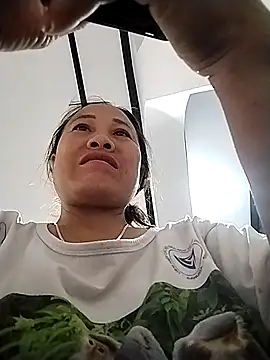 asakaka online show from October 26, 2025, 1:39 pm