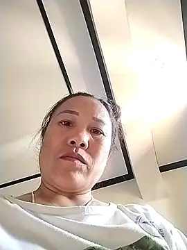 asakaka online show from October 28, 2025, 5:22 am