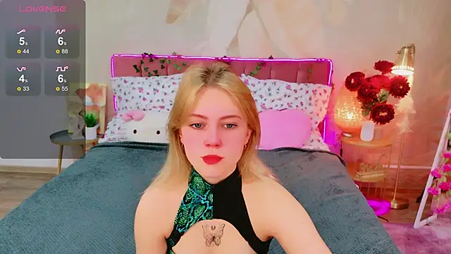 Stellahaart online show from October 17, 2025, 5:43 am