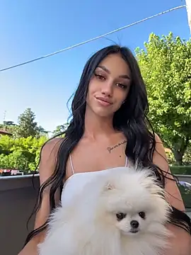 ilariea girl online show from June 12, 2026, 4:06 pm