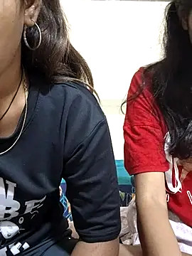 Snapshot of Unique_girls90 chatting on October 16, 2025, 1:34 pm Unique girls90 online show from October 16, 2025, 1:34 pm