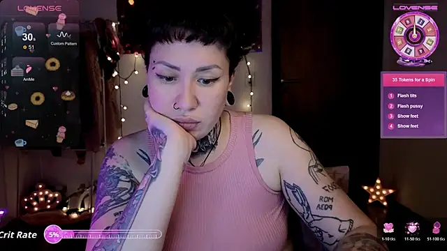 Snapshot of Senorita__Dakota chatting on November 15, 2025, 11:43 pm Senorita Dakota online show from November 15, 2025, 11:43 pm