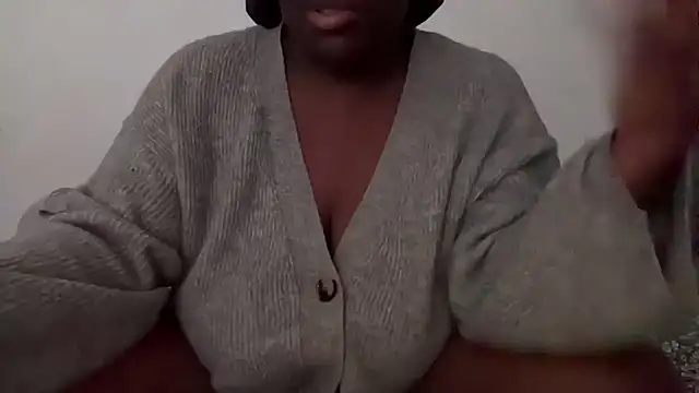 Snapshot of nanaisbackk chatting on October 8, 2025, 3:48 am nanaisbackk online show from October 8, 2025, 3:48 am