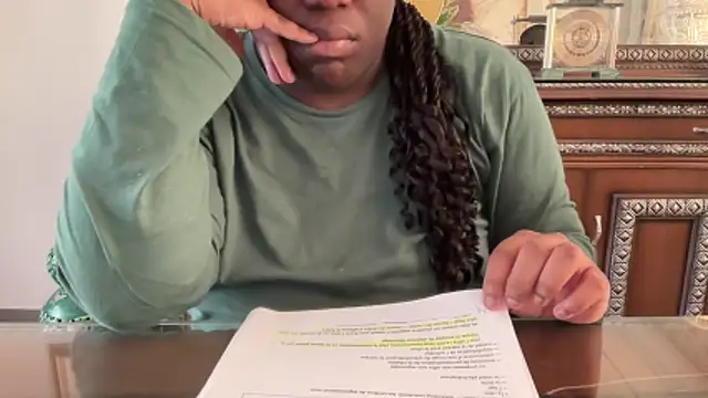 nanaisbackk online show from December 4, 2025, 6:44 am