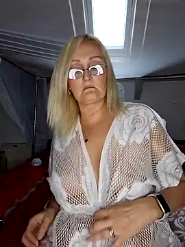 Snapshot of Jenny_Blum chatting on October 13, 2025, 3:12 pm Jenny Blum online show from October 13, 2025, 3:12 pm