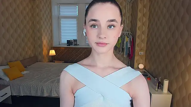 Snapshot of JinnyMcie chatting on October 31, 2025, 12:06 pm JinnyMcie online show from October 31, 2025, 12:06 pm