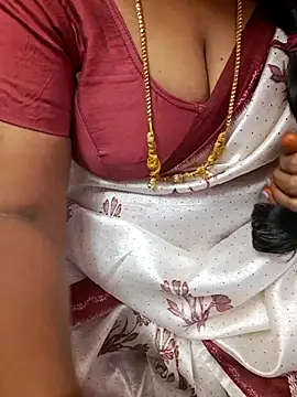 Snapshot of Tamil_Ammani chatting on October 8, 2025, 4:59 pm Tamil Ammani online show from October 8, 2025, 4:59 pm