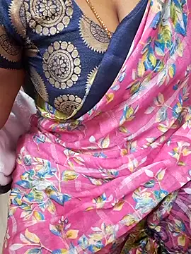 Snapshot of Tamil_Ammani chatting on October 15, 2025, 5:13 pm Tamil Ammani online show from October 15, 2025, 5:13 pm