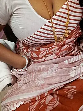 Snapshot of Tamil_Ammani chatting on November 1, 2025, 4:09 pm Tamil Ammani online show from November 1, 2025, 4:09 pm