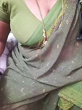 Snapshot of Tamil_Ammani chatting on April 30, 2026, 8:57 pm Tamil Ammani online show from April 30, 2026, 8:57 pm