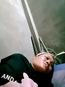 Snapshot of bae-bae chatting on November 17, 2025, 11:49 am bae-bae online show from November 17, 2025, 11:49 am