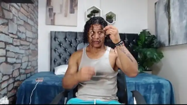 Snapshot of casike1 chatting on November 11, 2025, 9:15 pm casike1 online show from November 11, 2025, 9:15 pm