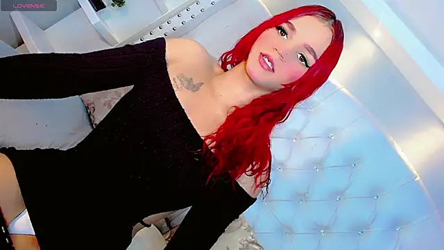 Saraa Jone online show from November 22, 2025, 12:04 pm