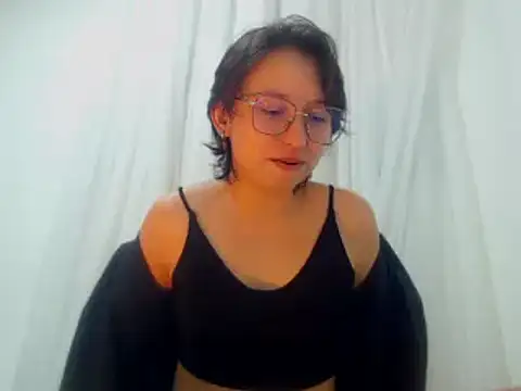 Klaret Toy online show from January 14, 2026, 9:31 pm