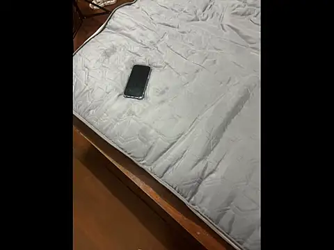 Snapshot of zghn88 chatting on October 21, 2025, 1:01 pm zghn88 online show from October 21, 2025, 1:01 pm