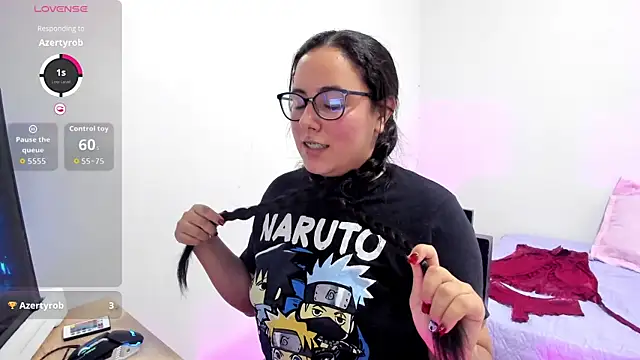 Snapshot of Venus_cat_ chatting on October 23, 2025, 11:24 pm Venus cat online show from October 23, 2025, 11:24 pm