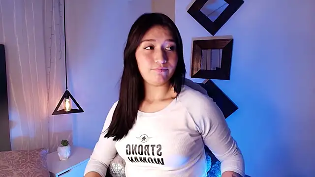 Snapshot of Rubyvixxen_ chatting on October 8, 2025, 3:15 am Rubyvixxen online show from October 8, 2025, 3:15 am