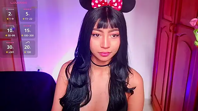 emma web  online show from October 20, 2025, 4:07 pm