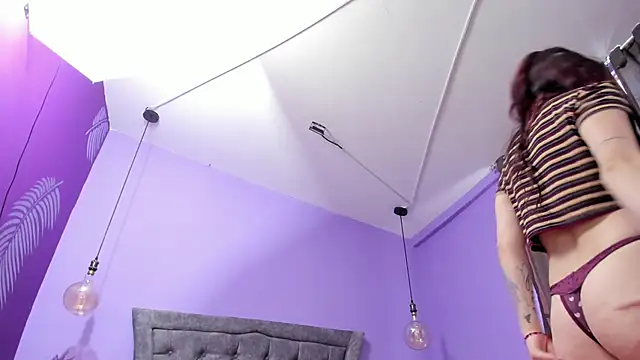 Snapshot of aliss_tb chatting on October 24, 2025, 12:56 pm aliss tb online show from October 24, 2025, 12:56 pm