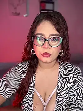 Snapshot of Solaangel_ chatting on October 17, 2025, 2:59 am Solaangel online show from October 17, 2025, 2:59 am