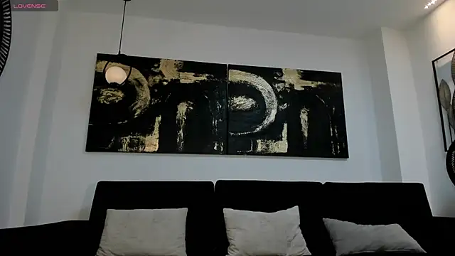 EmilyJohnsonX1 online show from December 3, 2025, 3:14 am