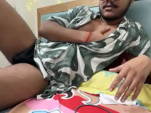 YourBlackBull online show from October 31, 2025, 7:37 pm