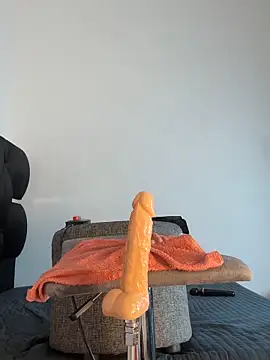 Snapshot of MerliaSsomer chatting on October 21, 2025, 1:17 am MerliaSsomer online show from October 21, 2025, 1:17 am