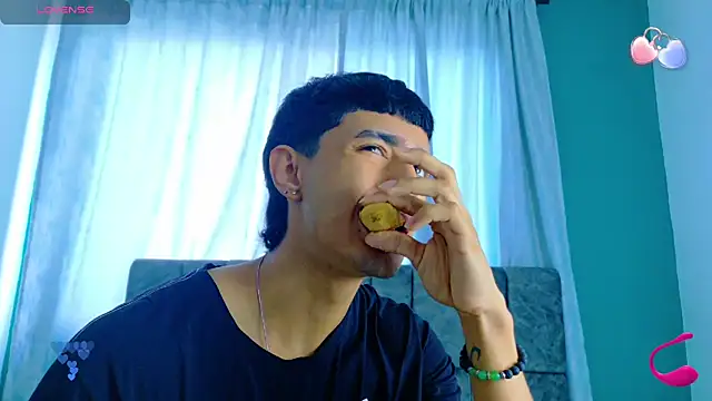 Snapshot of Anthony_carter chatting on October 21, 2025, 1:12 pm Anthony carter online show from October 21, 2025, 1:12 pm