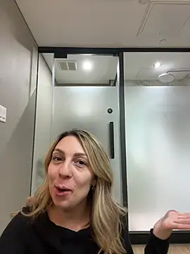 AmberLustXXX online show from February 27, 2026, 2:11 am