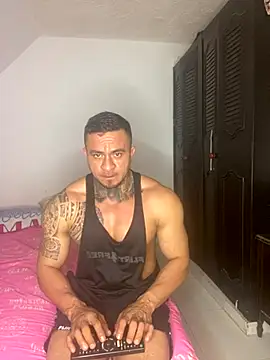 ZEUS-KING online show from October 5, 2025, 5:22 pm