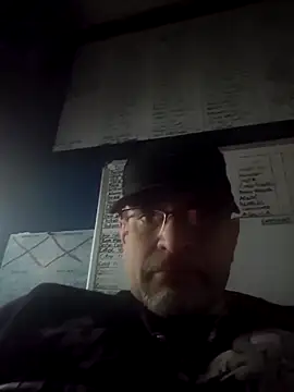 Curious9884 online show from April 8, 2026, 6:02 am