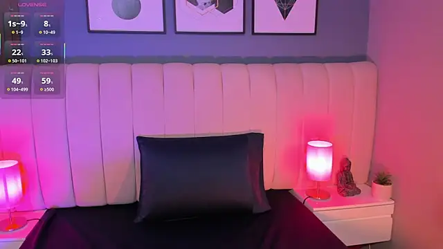 Snapshot of DaimondPink chatting on October 16, 2025, 3:40 am DaimondPink online show from October 16, 2025, 3:40 am