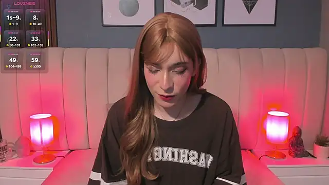 Snapshot of DaimondPink chatting on October 20, 2025, 3:29 am DaimondPink online show from October 20, 2025, 3:29 am