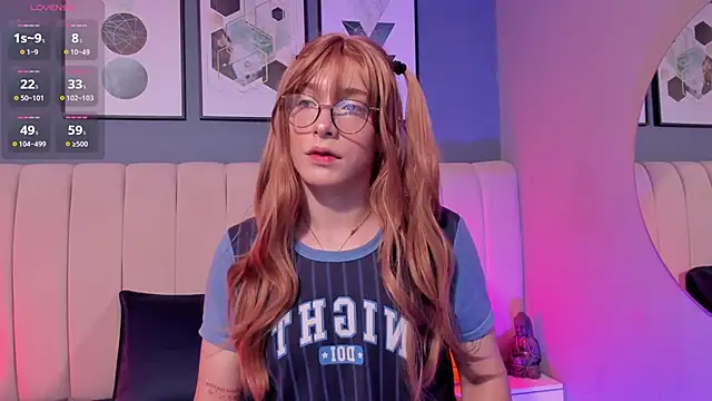 Snapshot of DaimondPink chatting on November 12, 2025, 11:54 am DaimondPink online show from November 12, 2025, 11:54 am