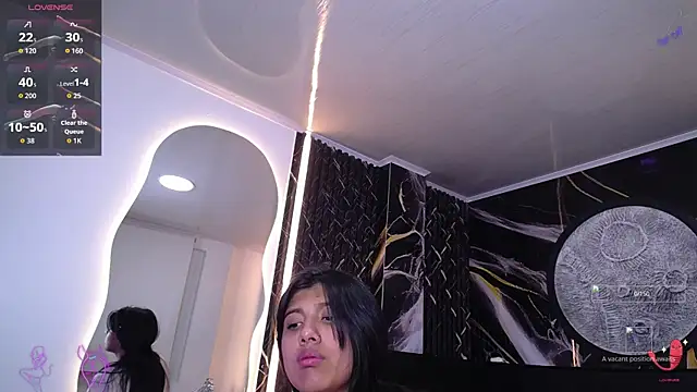 Snapshot of Karol_Lorens1 chatting on October 3, 2025, 5:15 am Karol Lorens1 online show from October 3, 2025, 5:15 am